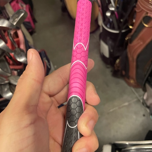 Lady cobra 2 sand wedge 56 deg
In right handed
Graphite - Picture 5 of 6